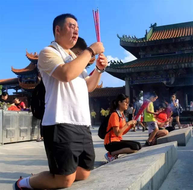 6月18日父亲节，给男神送一次最暖的孝心之旅