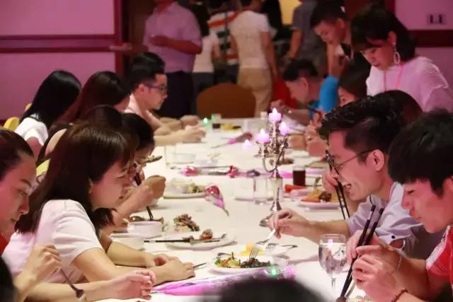 600名精英齐聚深圳相亲，上演全城热恋