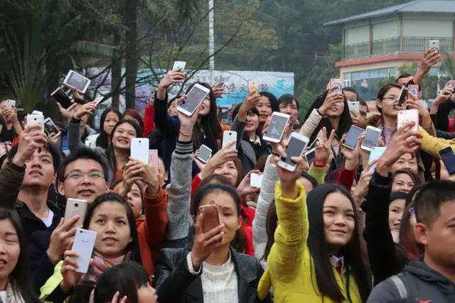 回国的留学生为什么很难找对象？