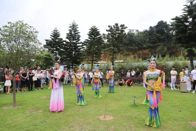 东莞观音山欢乐游园会，嫦娥仙子陪你过中秋