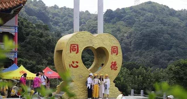 东莞观音山欢乐游园会，嫦娥仙子陪你过中秋