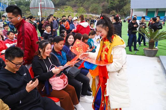 新年登高赏景许心愿，东莞观音山福传万家