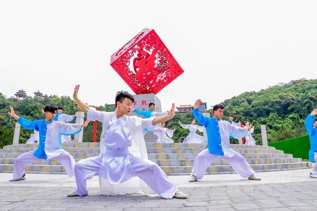 东莞观音山云巅太极，清风鸟鸣中演绎养生之道