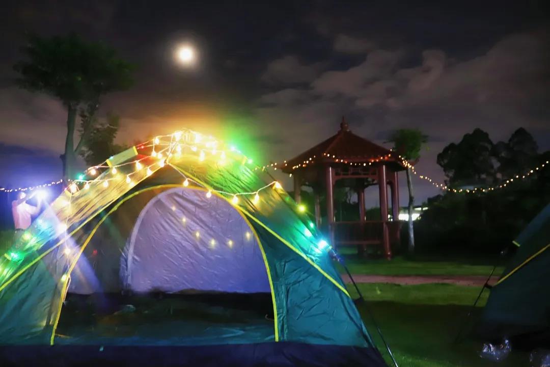 东莞观音山星空露营、露天电影、星夜k歌,体验不一样的仲夏夜