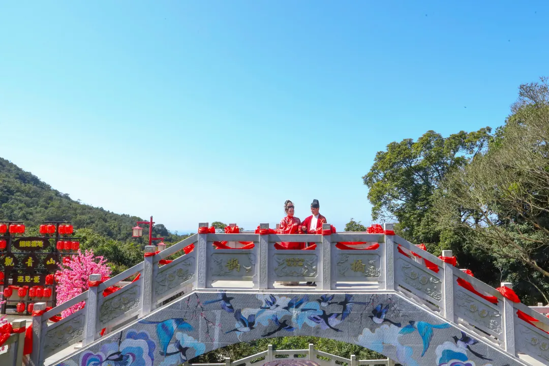 元宵节观音山上的幸福团圆游,溢出屏幕的热闹