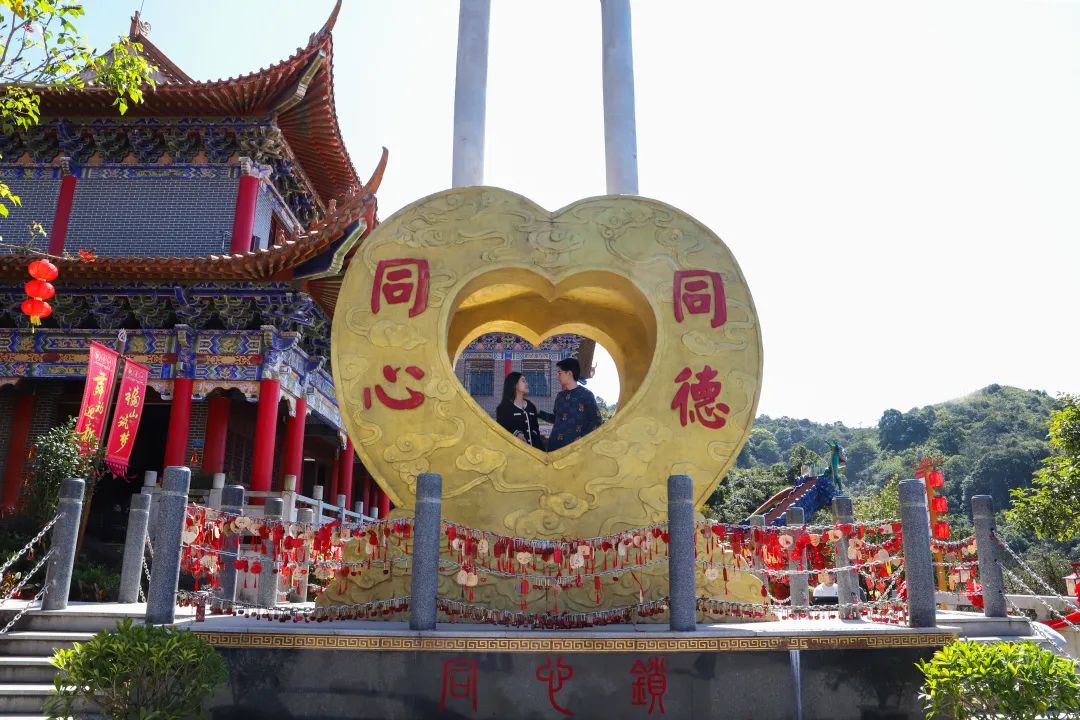 春色撩人!在姻缘福地观音山里,邂逅一场最甜蜜的爱情约会