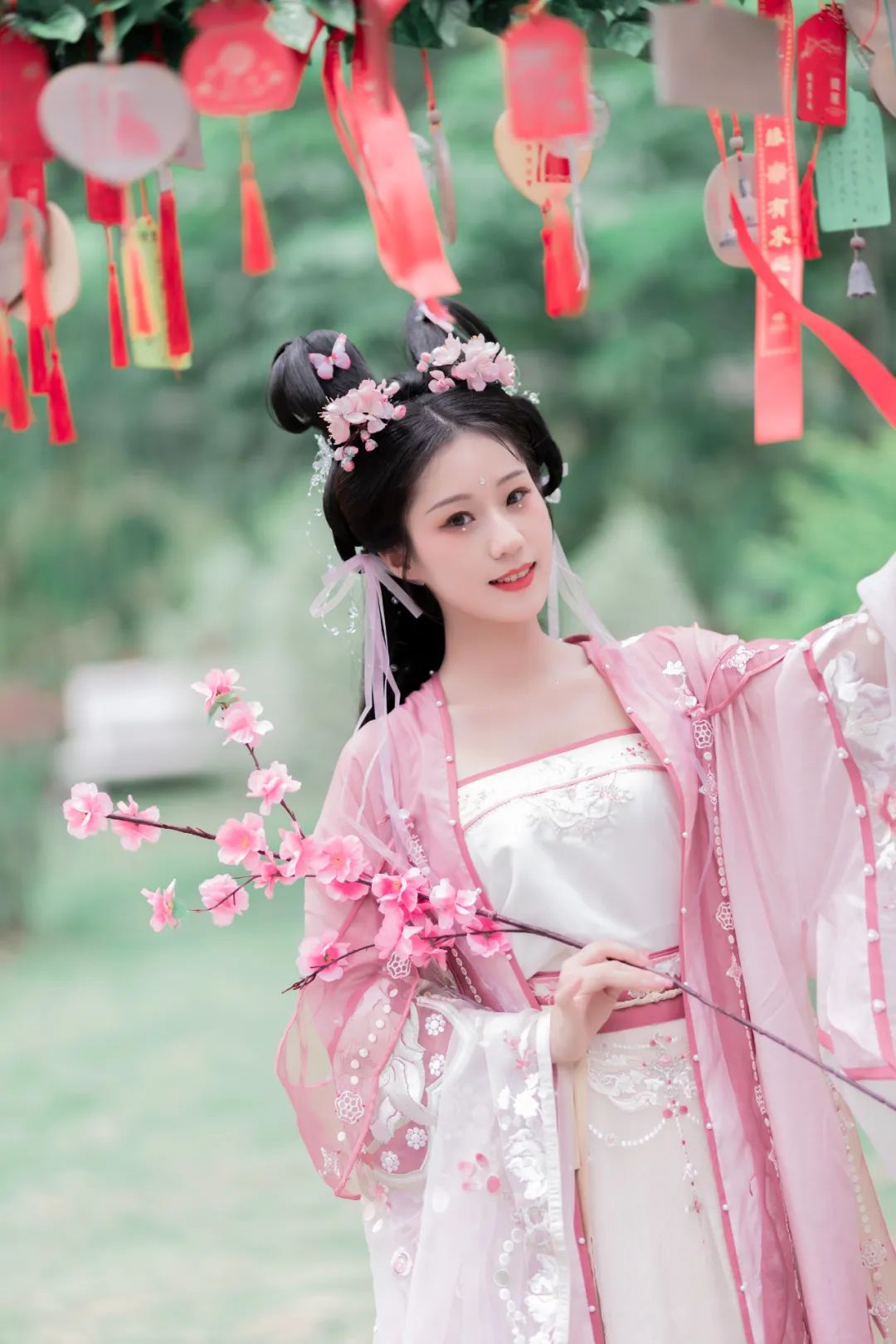 游园许愿赏美景、网红打卡拍美照,观音山五一假期嗨不停