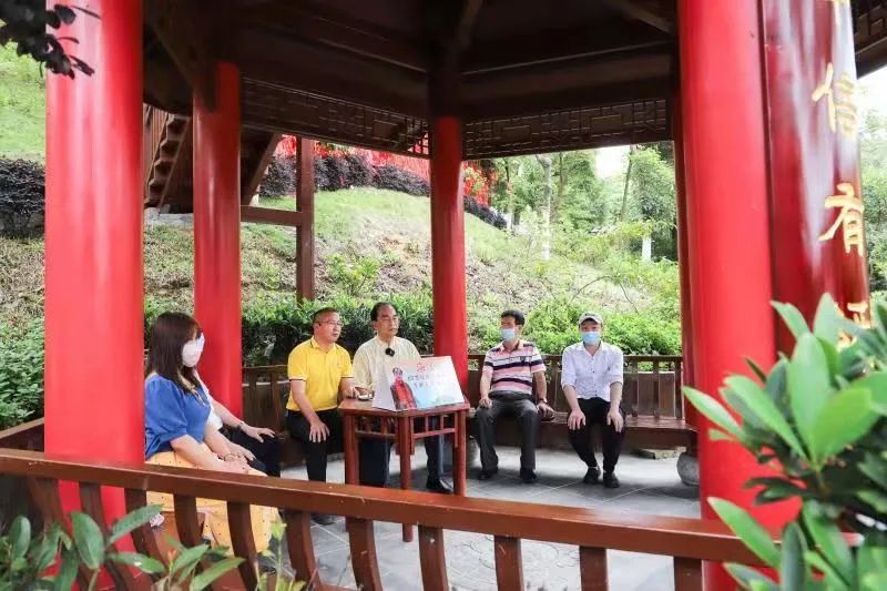 高考作文太难?“观音山上观山水”可更难,连新科状元都对不上