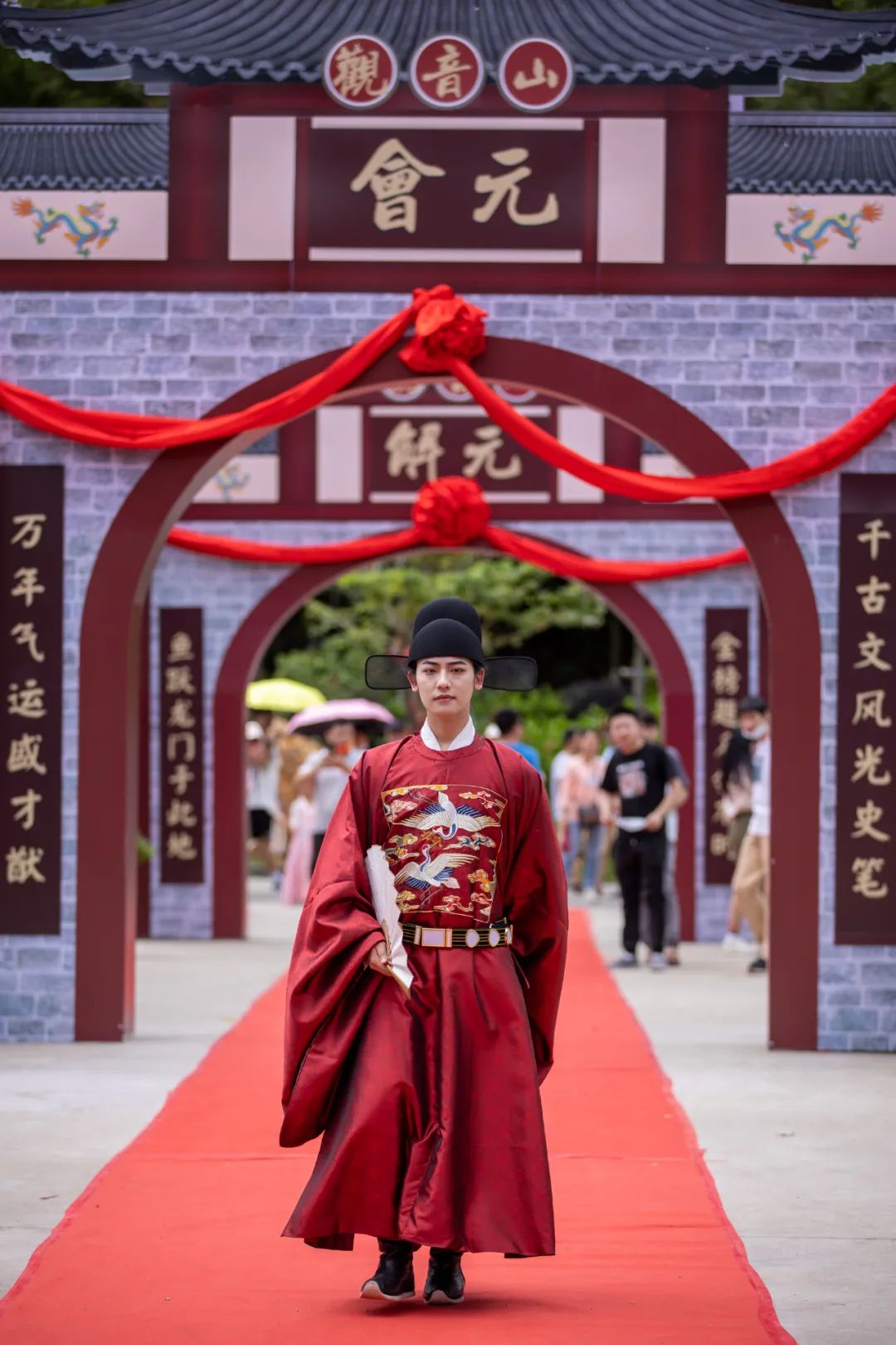 如何度过一个不被爸妈嫌弃的暑假?观音山已经为您想好对策了