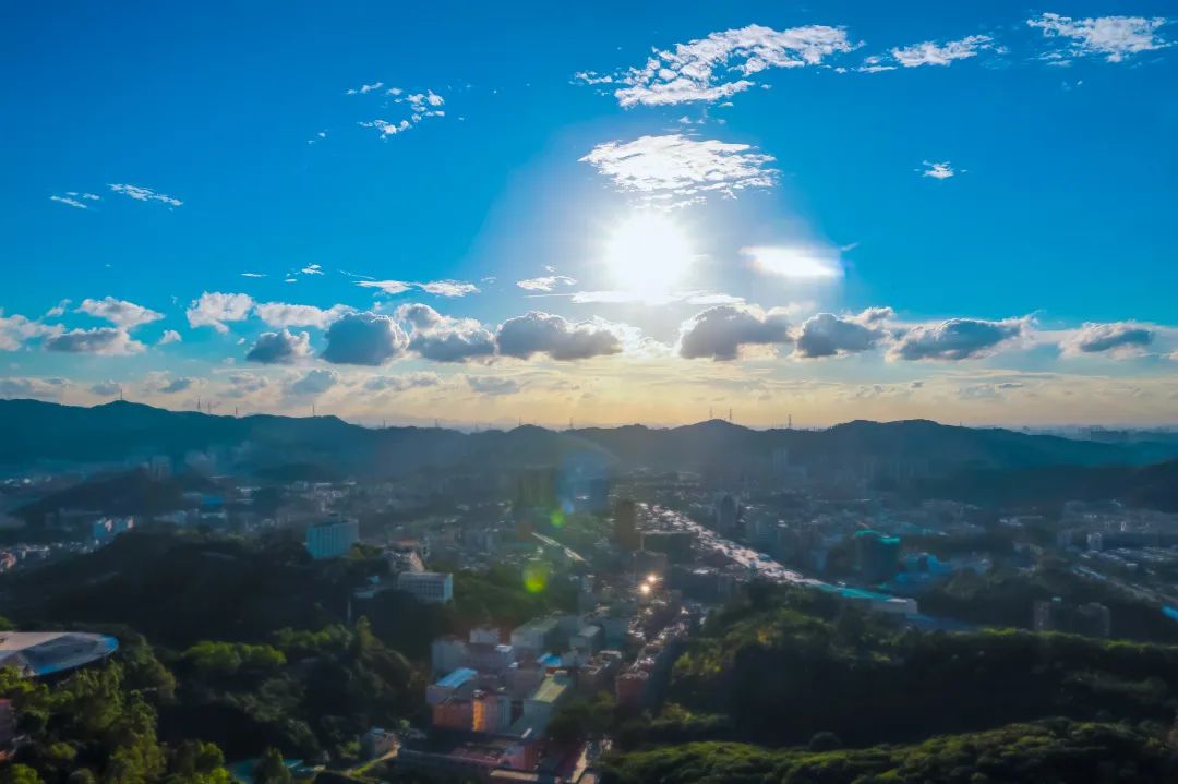 雨天宅家很无聊？一起云赏观音山如画美景吧