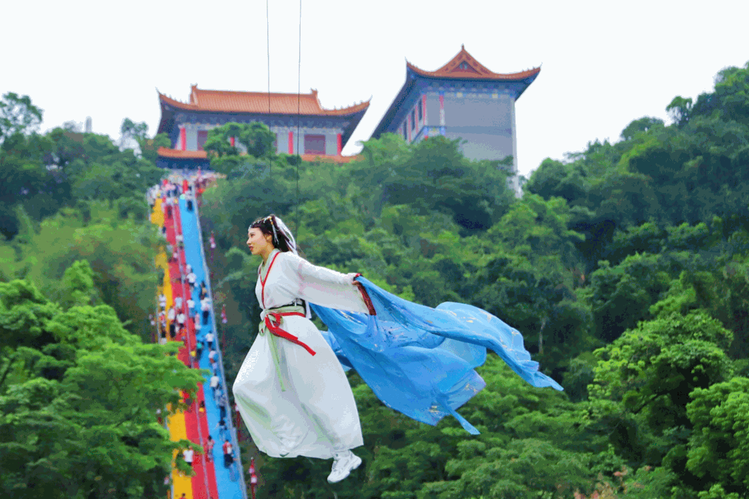 暑期最新安排来，露营、玩水、看雪景，网红景区观音山您值得拥有