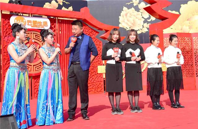 3对双胞胎姐妹花观音山相亲，观众傻傻分不清
