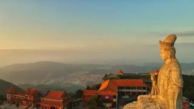 2月26日群星闪耀,一场高大上的颁奖典礼东莞举行