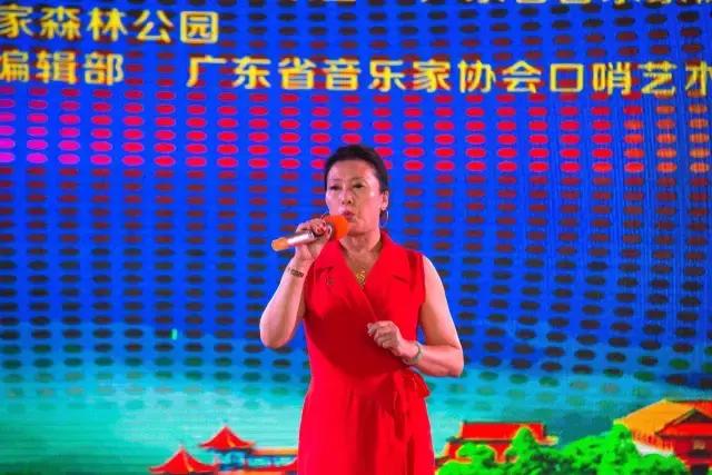 巾帼不让须眉，女子选手惊艳全场