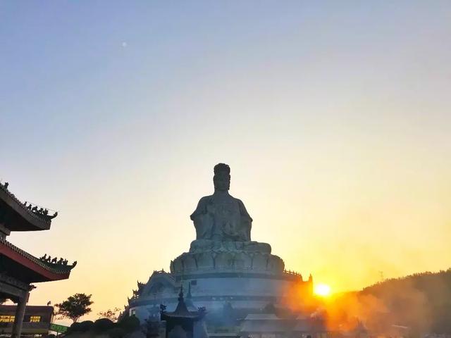 实拍，2018年第一缕曙光，祝您好运