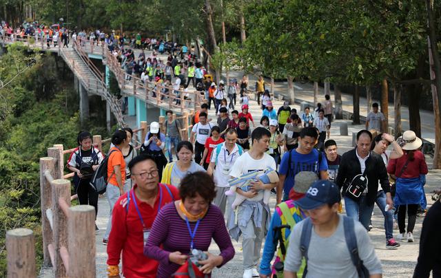 3月18日，首届东莞观音山徒步祈福节圆满举行