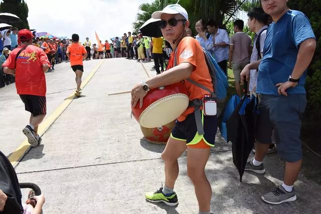 奥运冠军鸣枪助跑，全民参与齐登东莞观音山