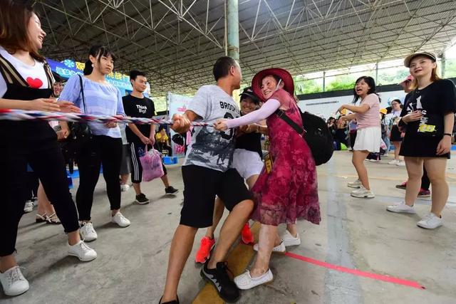 减压节，我在观音山“砸”出个女朋友……