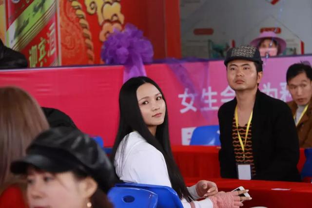 粤港澳单身男女年底脱单大作战，156对情定观音山