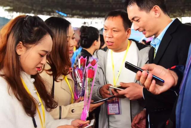 粤港澳单身男女年底脱单大作战，156对情定观音山