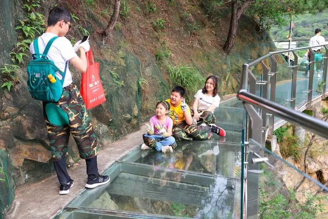 炎炎夏日，恒温22度的东莞观音山清凉舒适