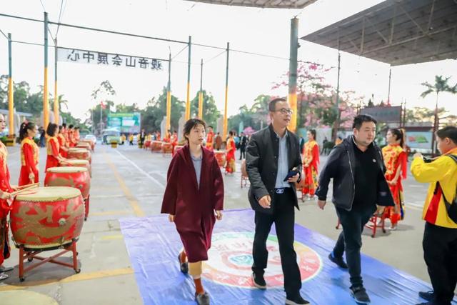 广东观音山国家森林公园隆重举行建园20周年庆典晚会