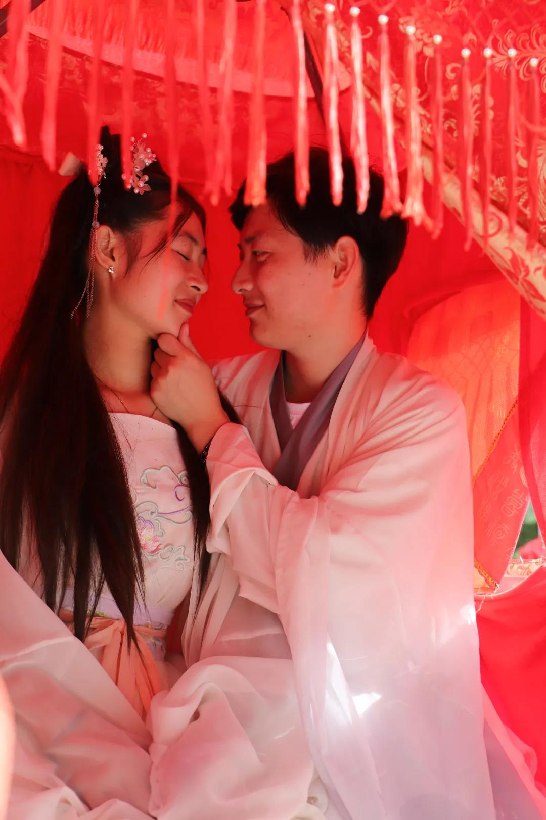 东莞观音山汉服CP秀，惊现一场传统汉服婚礼，美哭了